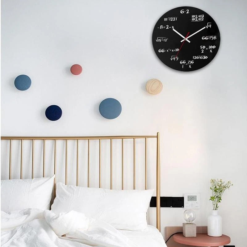 Horloge mathématique individuelle en bois