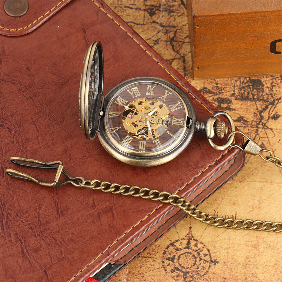 Montre de poche mécanique à boîtier creux